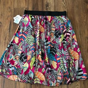 BNWT Lularoe Lola skirt women’s size 2XL